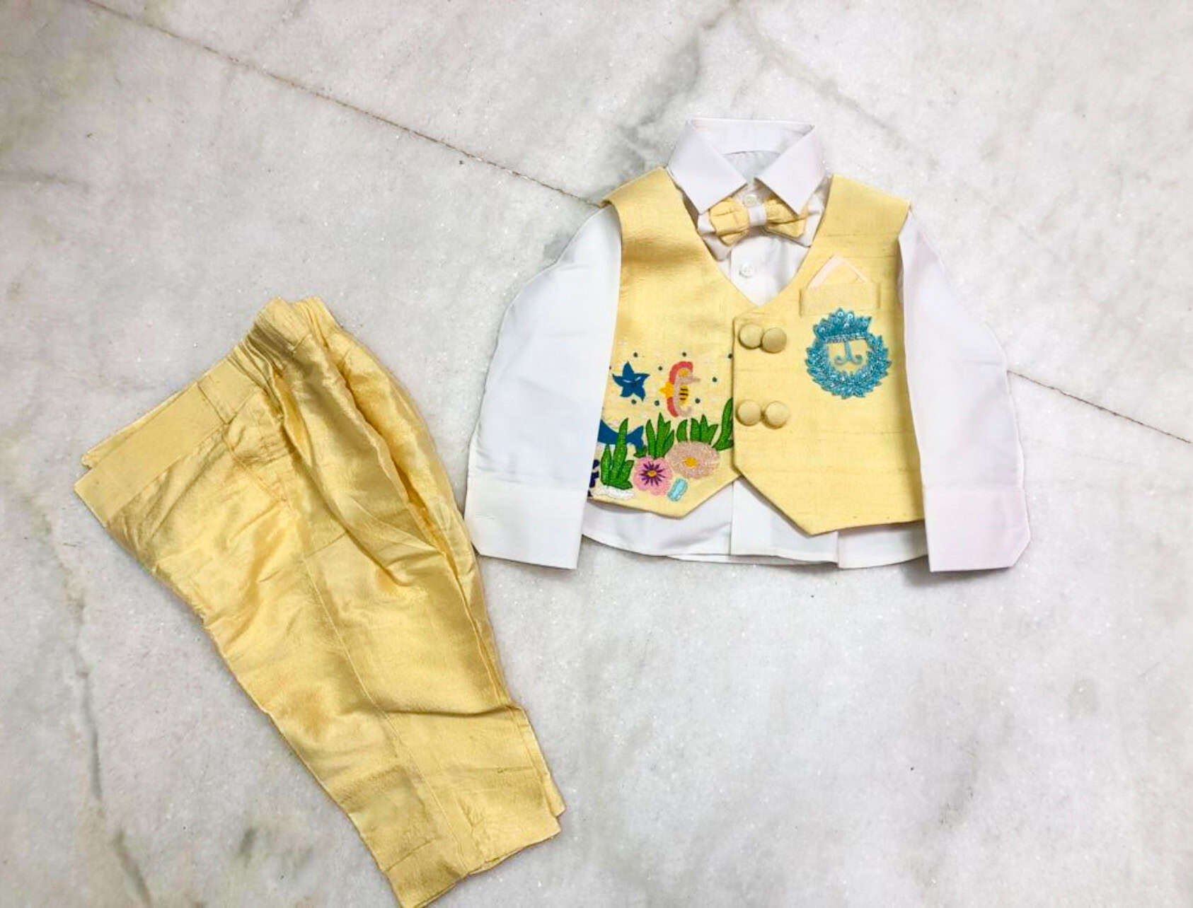 Golden Sun Vest Suit